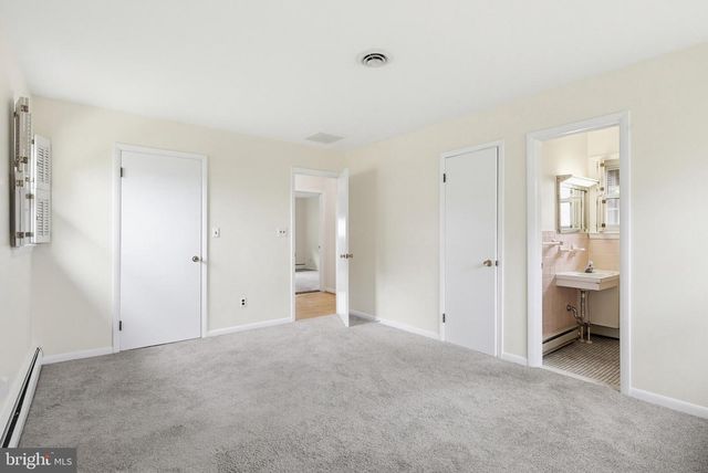 922 GAHLE RD, Westminster, MD 21157