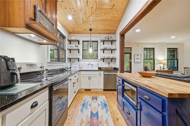 2197 Damascus Road, Ball Ground, GA 30107