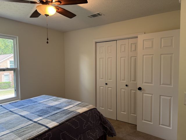 1200 Springwood Dr, Old Hickory, TN 37138