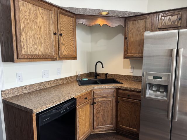 1200 Springwood Dr, Old Hickory, TN 37138