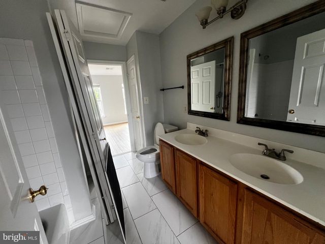 44211 LITCHFIELD TER, Ashburn, VA 20147
