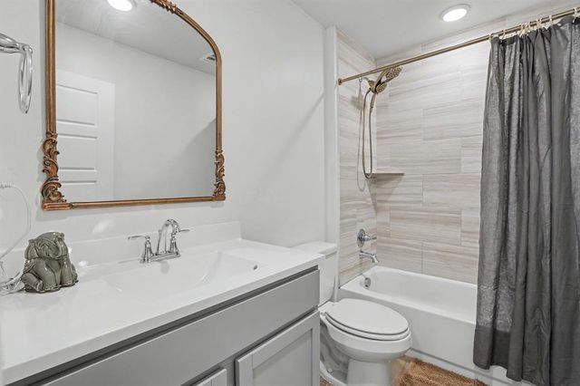 3513 Furrow Drive, Yukon, OK 73099