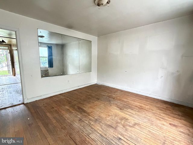 2029 E NE, Washington, DC 20002