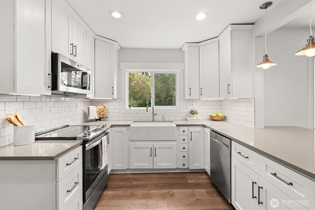 2603 Lilly Road NE, Olympia, WA 98506