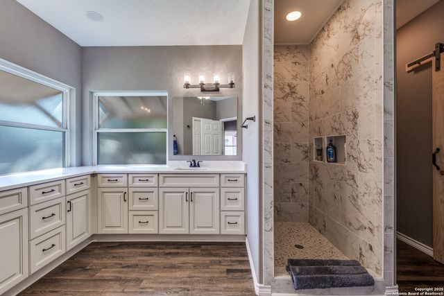 1536 Kings Ranch, Bandera, TX 78003