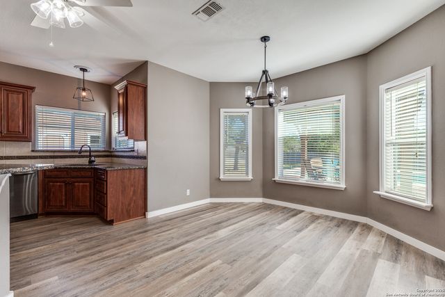 1536 Kings Ranch, Bandera, TX 78003