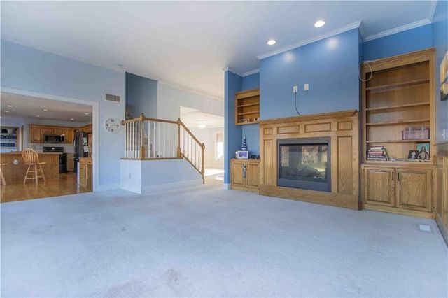 1219 Pembrooke Drive, Warrensburg, MO 64093