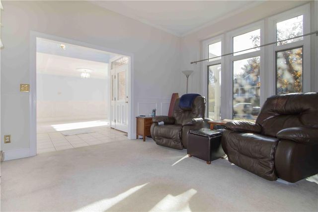 1219 Pembrooke Drive, Warrensburg, MO 64093