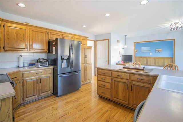 1219 Pembrooke Drive, Warrensburg, MO 64093