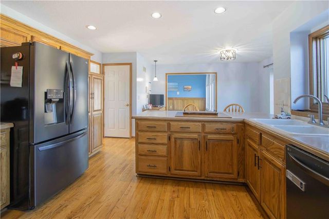 1219 Pembrooke Drive, Warrensburg, MO 64093