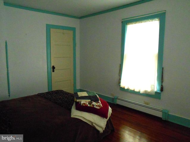 5841 HUDSON WHARF RD, Cambridge, MD 21613