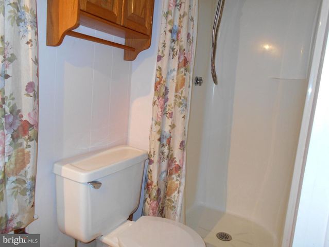 5841 HUDSON WHARF RD, Cambridge, MD 21613