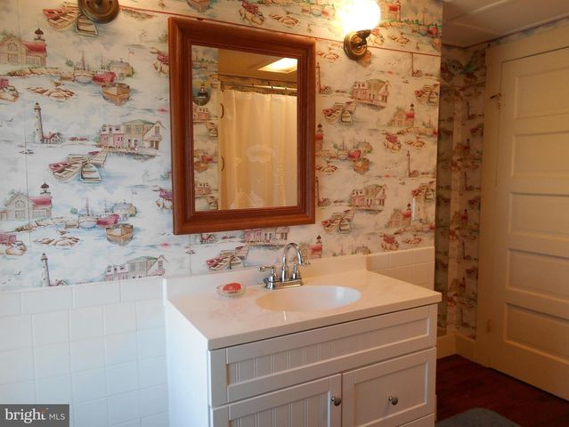 5841 HUDSON WHARF RD, Cambridge, MD 21613