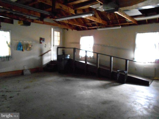 5841 HUDSON WHARF RD, Cambridge, MD 21613