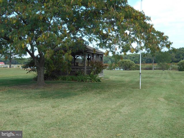 5841 HUDSON WHARF RD, Cambridge, MD 21613