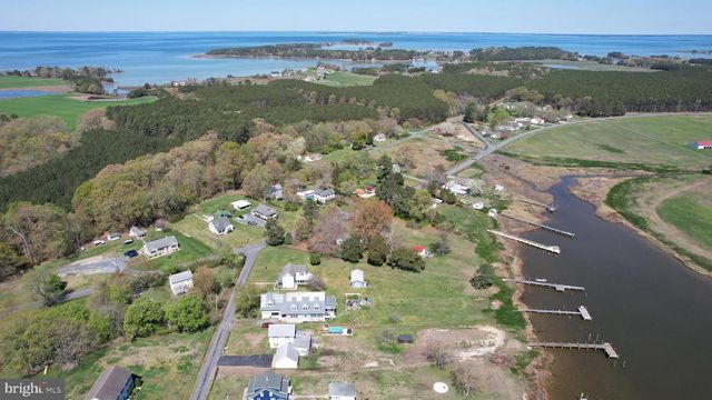 5841 HUDSON WHARF RD, Cambridge, MD 21613