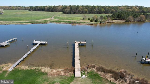 5841 HUDSON WHARF RD, Cambridge, MD 21613