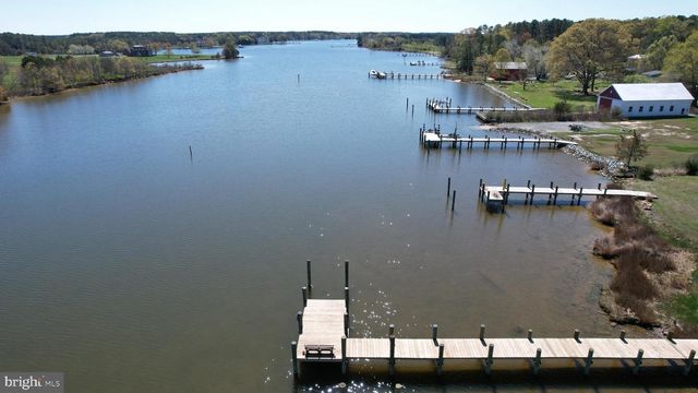 5841 HUDSON WHARF RD, Cambridge, MD 21613