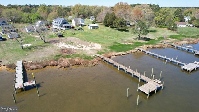 5841 HUDSON WHARF RD, Cambridge, MD 21613