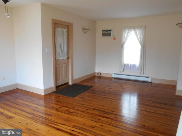 5841 HUDSON WHARF RD, Cambridge, MD 21613