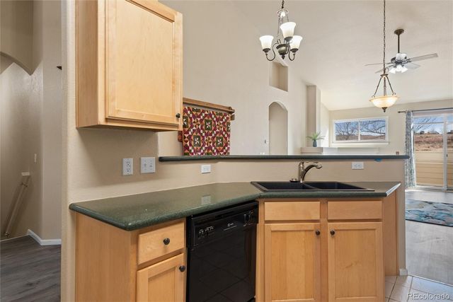 6686 S Reed Way B, Littleton, CO 80123