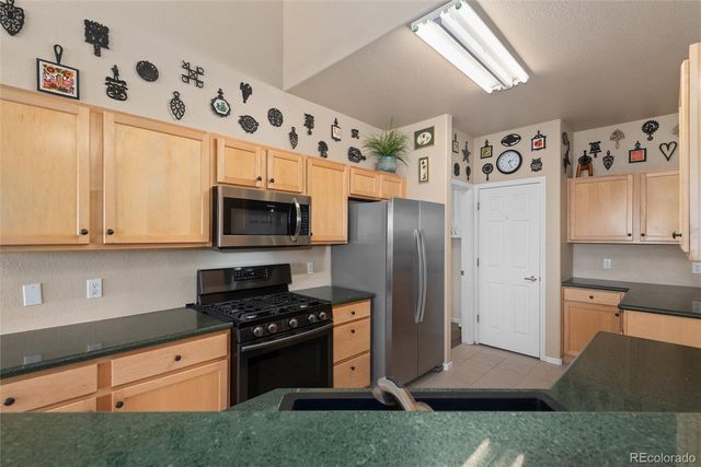 6686 S Reed Way B, Littleton, CO 80123