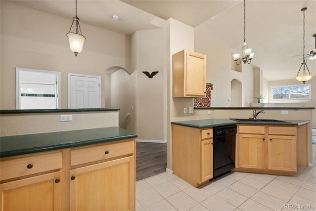 6686 S Reed Way B, Littleton, CO 80123