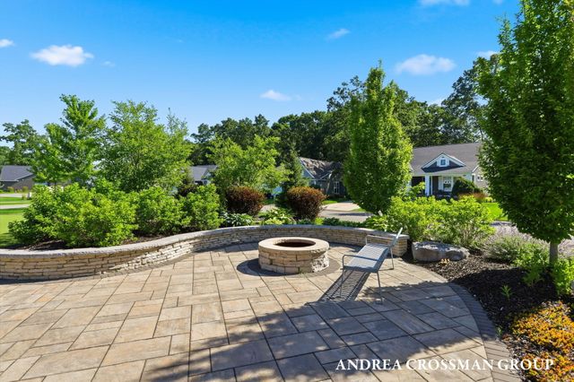 17512 Shinnecock Drive, Spring Lake, MI 49456