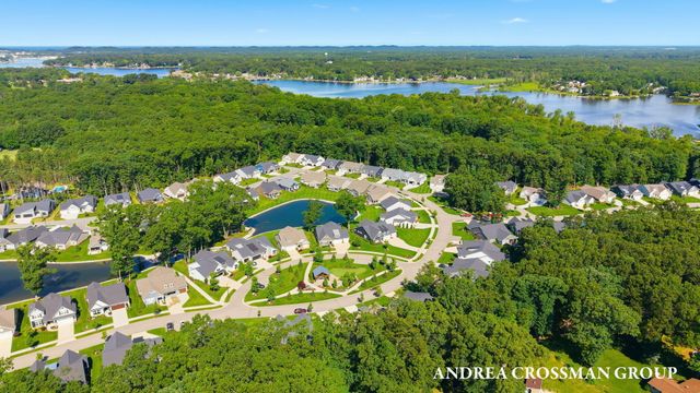 17512 Shinnecock Drive, Spring Lake, MI 49456
