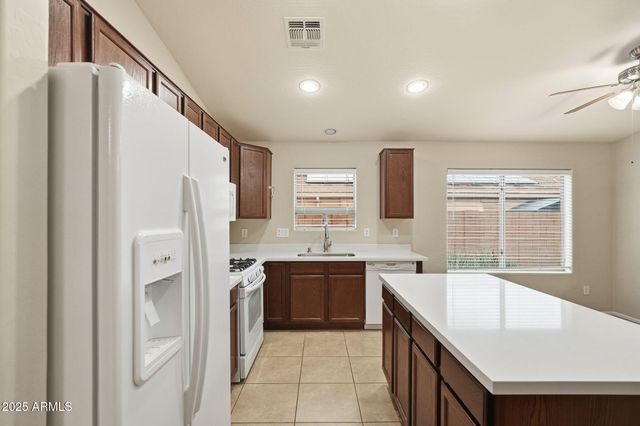 1319 E JARDIN Drive, Casa Grande, AZ 85122