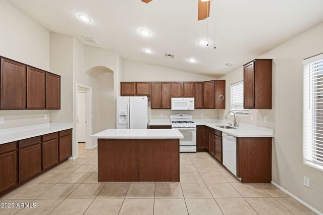 1319 E JARDIN Drive, Casa Grande, AZ 85122