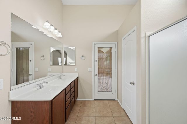 1319 E JARDIN Drive, Casa Grande, AZ 85122