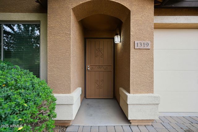 1319 E JARDIN Drive, Casa Grande, AZ 85122