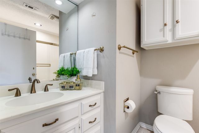 5066 Westgrove Drive, Dallas, TX 75248