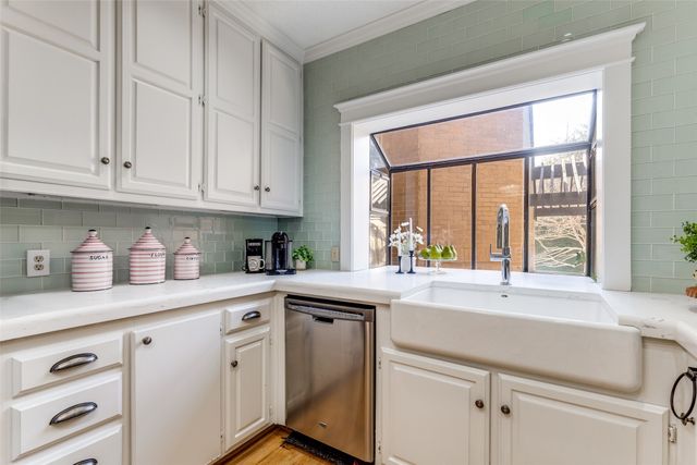 5066 Westgrove Drive, Dallas, TX 75248