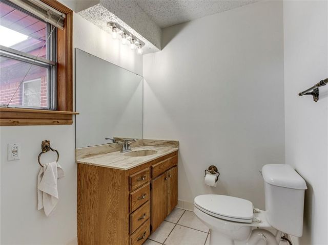 20851 Silver Street, Harrah, OK 73045