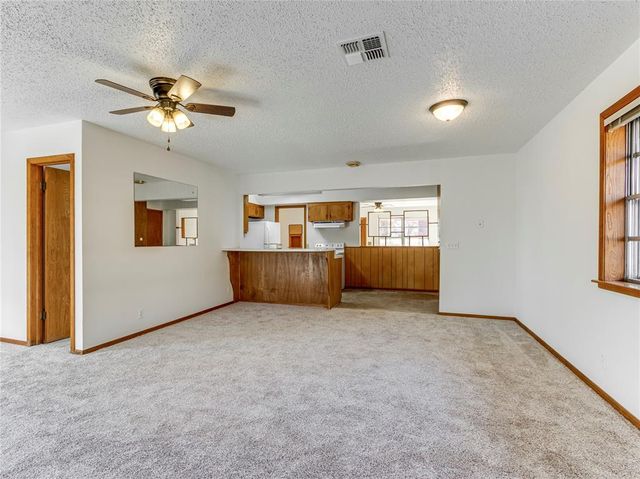 20851 Silver Street, Harrah, OK 73045