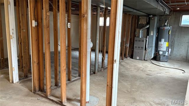 4815 Barbara Drive, St Louis, MO 63121