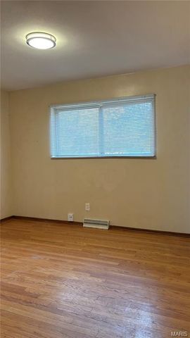 4815 Barbara Drive, St Louis, MO 63121