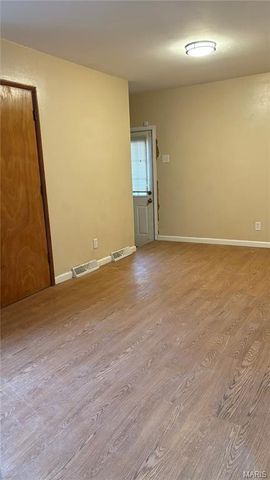 4815 Barbara Drive, St Louis, MO 63121