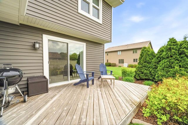 1851 CRICKET COURT, Neenah, WI 54956