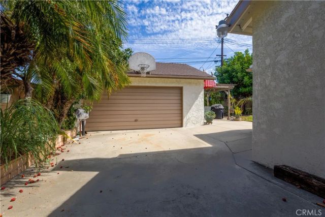 14002 Bergen Avenue, Bellflower, CA 90706