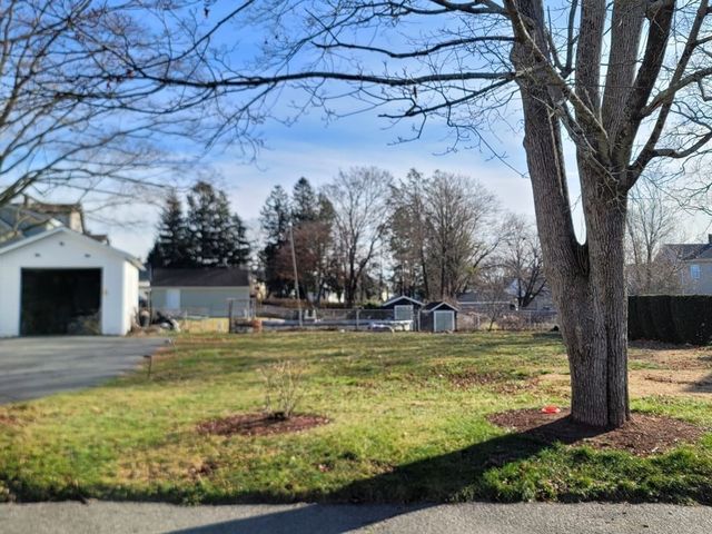 26 Kilton St 2, Taunton, MA 02780