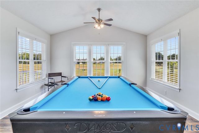 1013 Ridge Rd, Callao, VA 22435