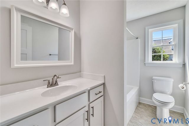1013 Ridge Rd, Callao, VA 22435