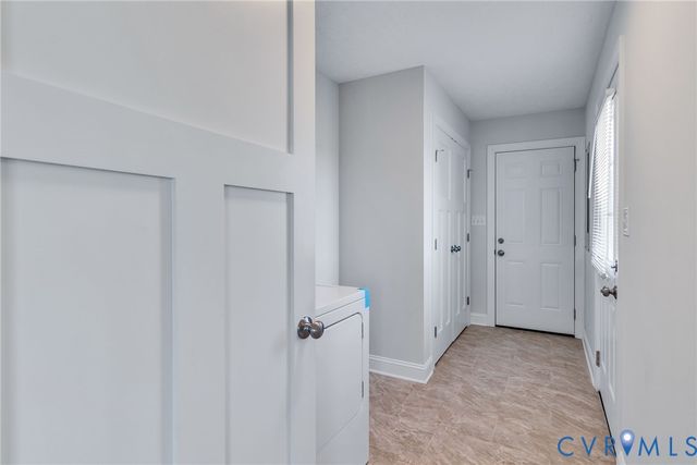 1013 Ridge Rd, Callao, VA 22435