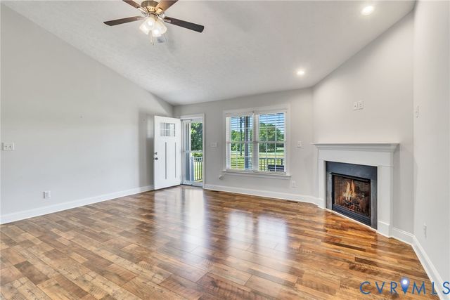 1013 Ridge Rd, Callao, VA 22435