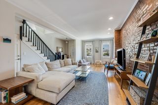 39 Emerson St, Boston, MA 02127