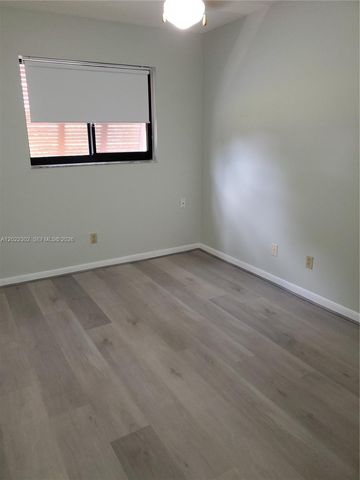 1660 Fairway Rd 1660, Pembroke Pines, FL 33026