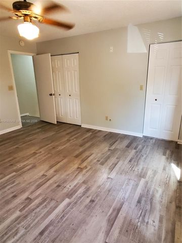 1660 Fairway Rd 1660, Pembroke Pines, FL 33026
